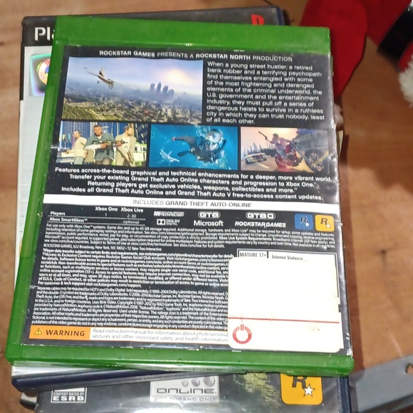 Grand Theft Auto 5 Xbox One - Picture 2 of 2